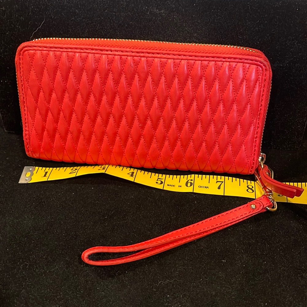Isaac Mizrahi Salmon Quilted Leather zip around Wallet/wristlet
